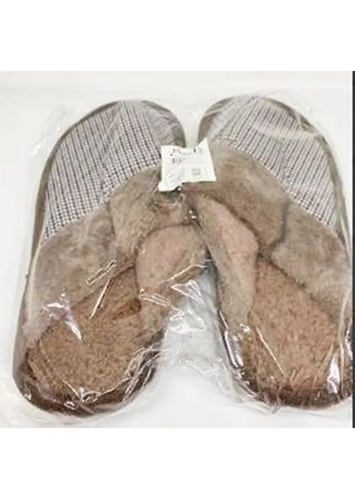 Fluffy slippers Brown (One size)