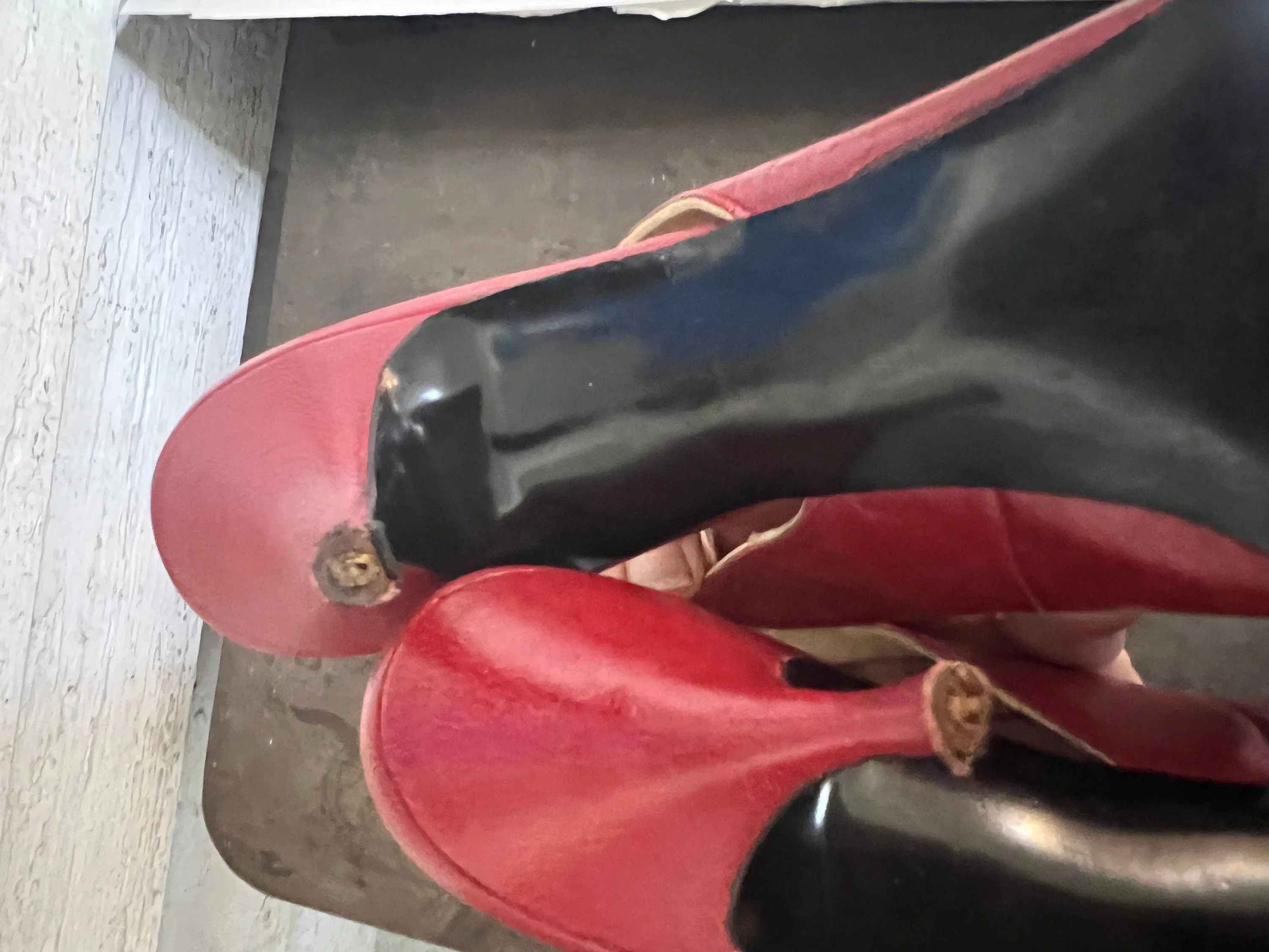 vintage 60's red kitten heels 7