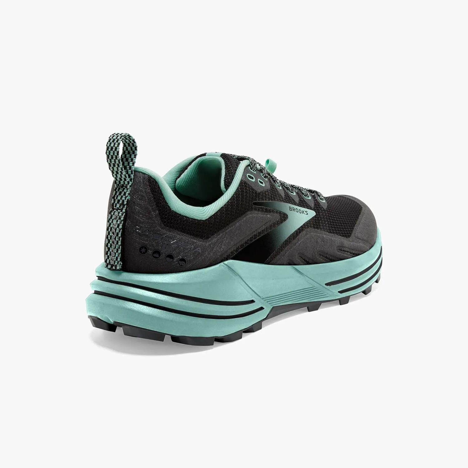 Women's Cascadia 16